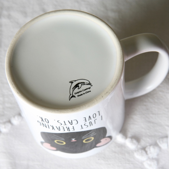 Vintage Pair of Unique Super Cute Cat Mugs - Picture 7 of 8